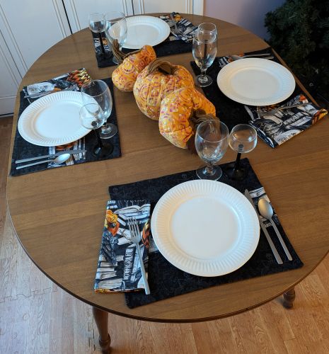 Haunted Harvest Placemat Napkin Set - Image 4