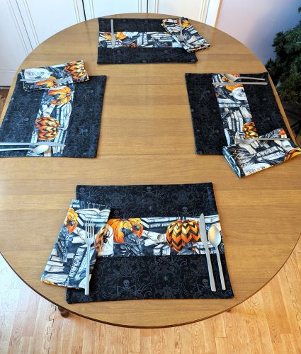 Haunted Harvest Placemat Napkin Set - Image 3