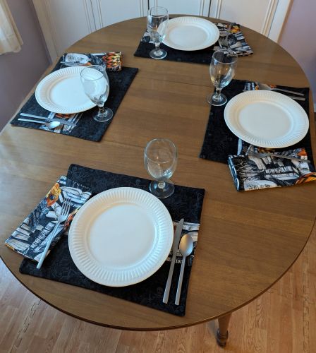 Haunted Harvest Placemat Napkin Set - Image 9