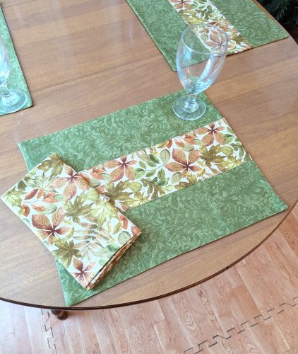 Autumn Splendor Placemat Napkin Set - Image 7