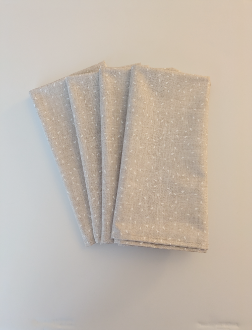 Tan and White Dinner Table Napkins - Image 5