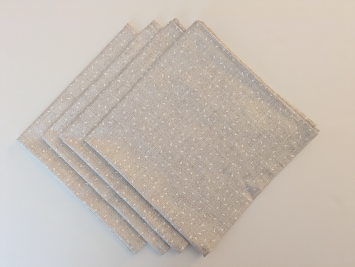 Tan and White Dinner Table Napkins - Image 6