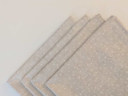Tan and White Dinner Table Napkins - Image 7