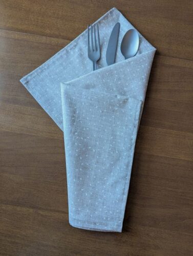 Tan and White Dinner Table Napkins - Image 2