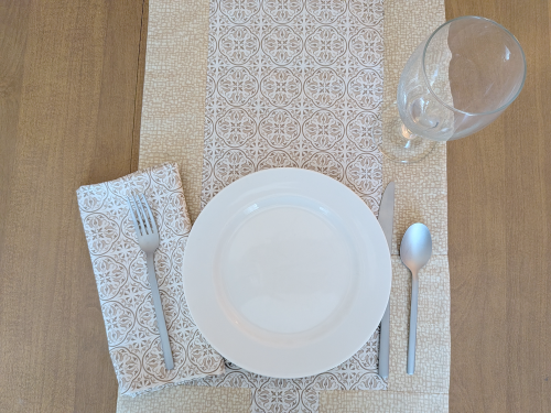 Beige Medallion Table Runner Napkin Set - Image 2