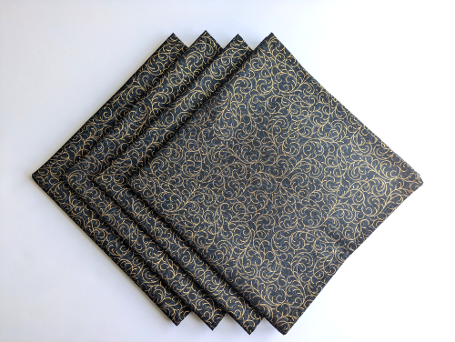 Black and Gold Dinner Table Napkins - Image 8
