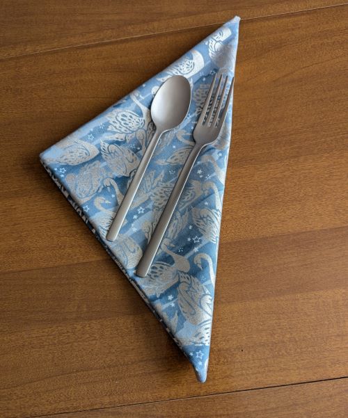 Charmed Bird Dinner Table Napkins - Image 4