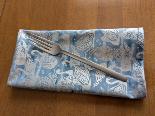 Charmed Bird Dinner Table Napkins - Image 3