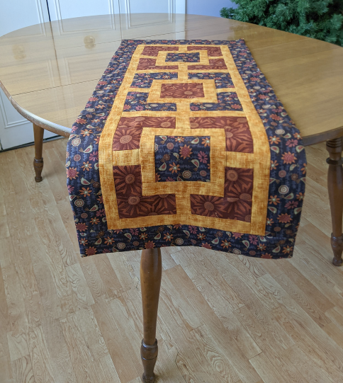 Country Birds Farmhouse Table Runner Brown