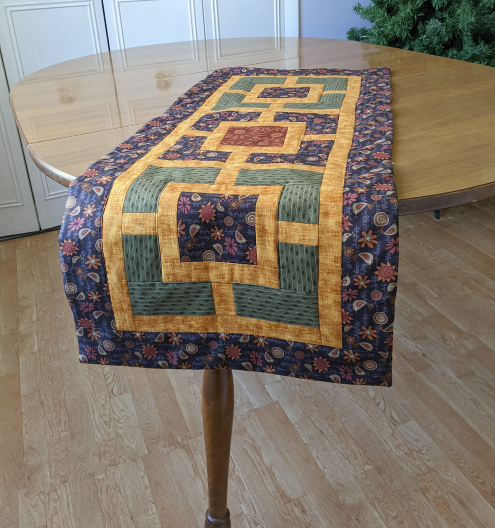 Country Birds Farmhouse Table Runner Green