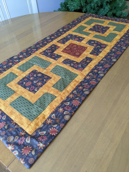 Country Birds Farmhouse Table Runner Green - Image 2