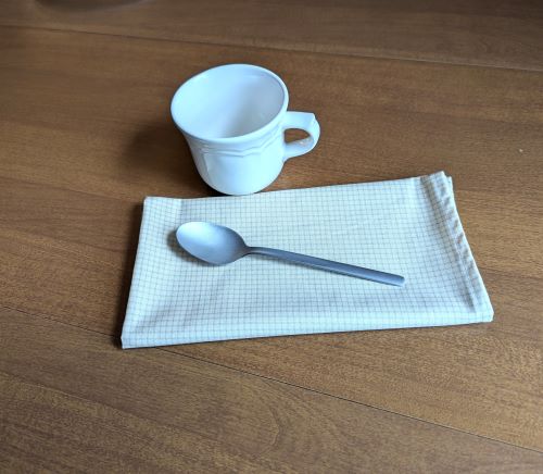 Cream Dinner Table Napkins - Image 2