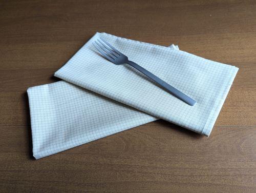 Cream Dinner Table Napkins - Image 4