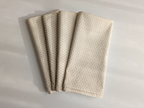 Cream and Gold Dinner Table Napkins - Image 6