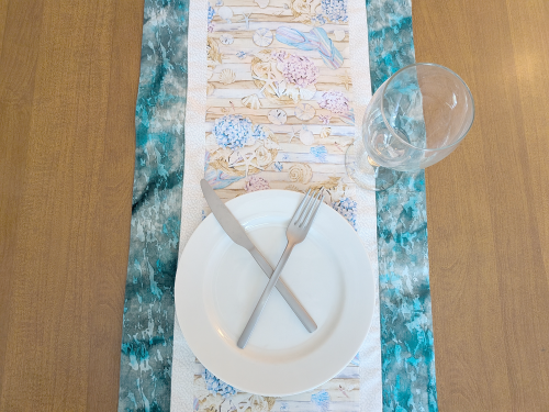 Flip-Flop Table Runner Blue - Image 4