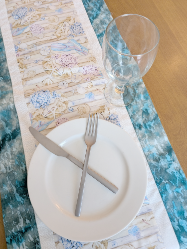 Flip-Flop Table Runner Blue