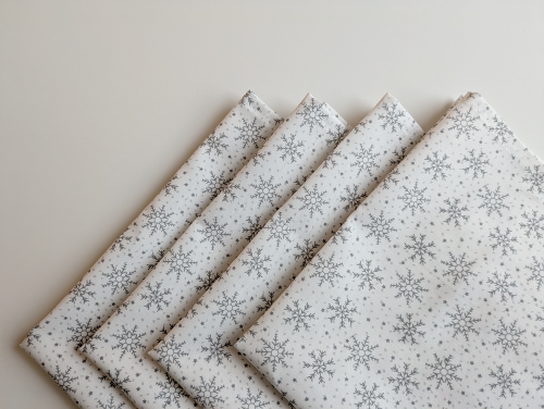 Silver Snowflakes Dinner Table Napkins - Image 9