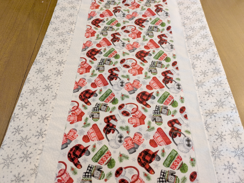 Hats and Mittens White Table Runner - Image 12