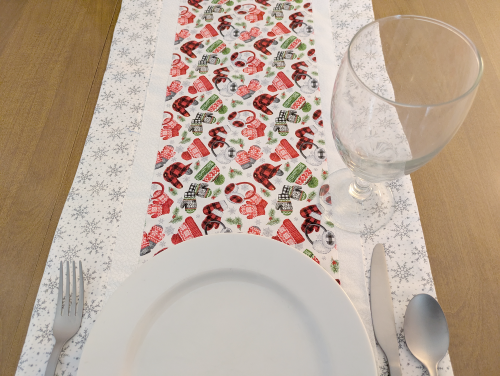 Hats and Mittens White Table Runner - Image 10