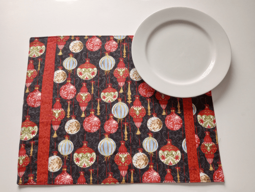 Holiday Wishes Ornaments Placemats Set - Image 2