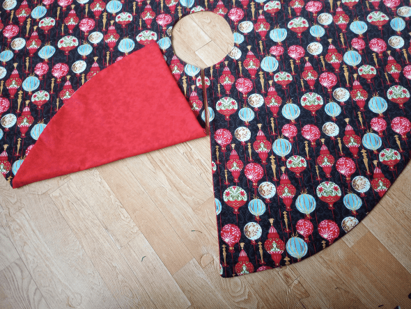 Holiday Wishes Ornaments Tree Skirt - Image 6