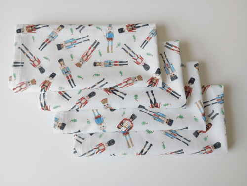 Tin Shoulder Dinner Table Napkins - Image 11