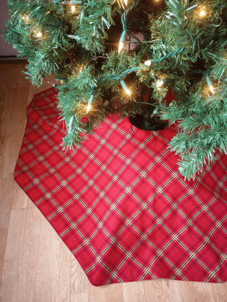 Tartan Plaid Christmas Tree Skirt - Image 3