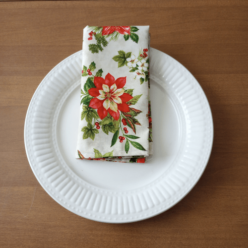 Classic Poinsettia Dinner Table Napkins - Image 4