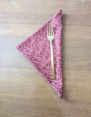 Bordeaux Damask Napkins - Image 2