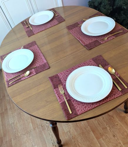 Bordeaux Damask Placemats - Image 3