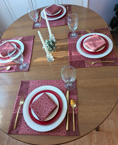 Bordeaux Damask Placemat Napkins Set - Image 9