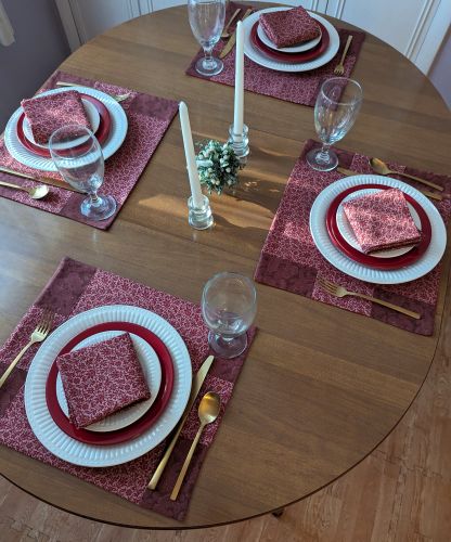 Bordeaux Damask Placemat Napkins Set - Image 5