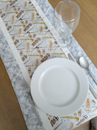 Rustic Sledding Table Runner Snow - Image 7