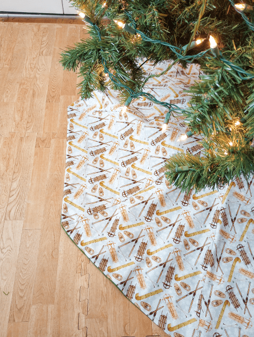 Rustic Sledding Christmas Tree Skirt