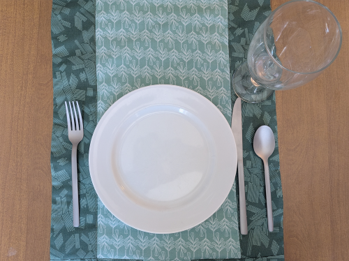 Modern Green Table Runner - Image 3