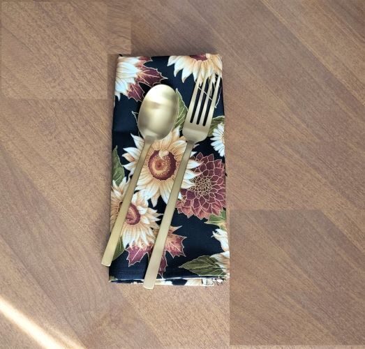 Harvest Floral Dinner Table Napkins - Image 2