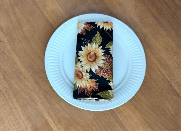 Harvest Floral Dinner Table Napkins - Image 4