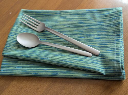 Tranquility Green Dinner Table Napkins - Image 2