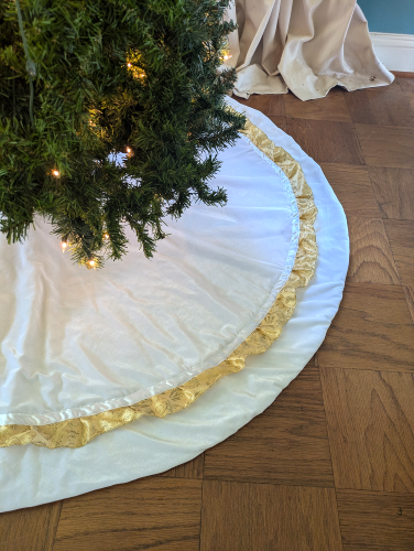 White Velvet Tree Skirt with Gold Trim