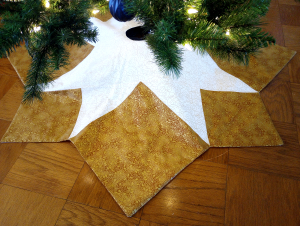 White Gold Tree Skirt Star - Image 4