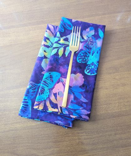 Plum Butterfly Dinner Table Napkins - Image 8