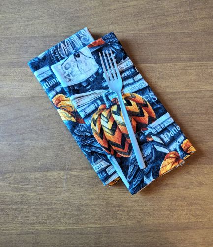 Haunted Harvest Dinner Table Napkins - Image 3