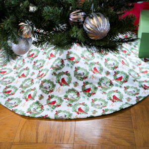 Red Cardinal and Wreath Christmas Tree Skirt, Red Cardinal Tree Skirt, Christmas Tree Skirt, Large Tree Skirt, Luxury Tree Skirt, Quilted Tree Skirt, Handmade Supreme Accents