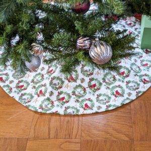 Red Cardinal and Wreath Christmas Tree Skirt, Red Cardinal Tree Skirt, Christmas Tree Skirt, Large Tree Skirt, Luxury Tree Skirt, Quilted Tree Skirt, Handmade Supreme Accents