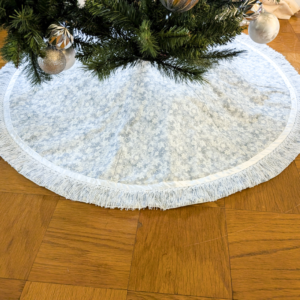 Snowflake Tree Skirt with Beaded Trim Silver and White Large Tree Skirt Luxury Tree Skirts Handmade tree Skirt Quilted Tree Skirt Supreme Accents