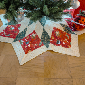 Vintage Santa Tree Skirt Christmas Tree Skirt Large Tree Skirt Luxury Tree Skirt Quilted Tree Skirt Handmade Supreme Accents