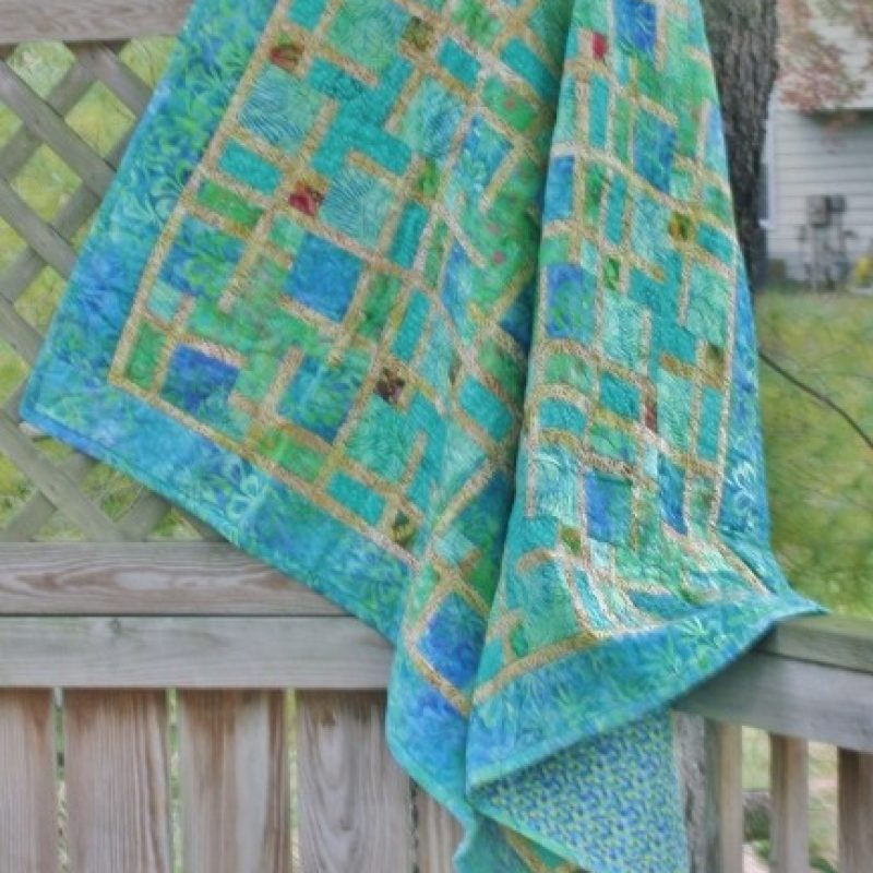 imgi_25_Supreme-Accents-Leafy-Greens-quilt-433x640